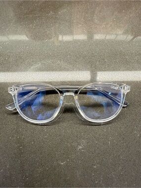 Quay Australia Clear Transparent Frame Blue Tint Lenses
